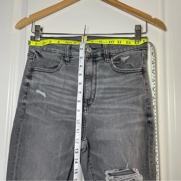 American Eagle Outfitters Grey Distressed High-Rise Skinny Jeans - Women - Picture 9 of 16